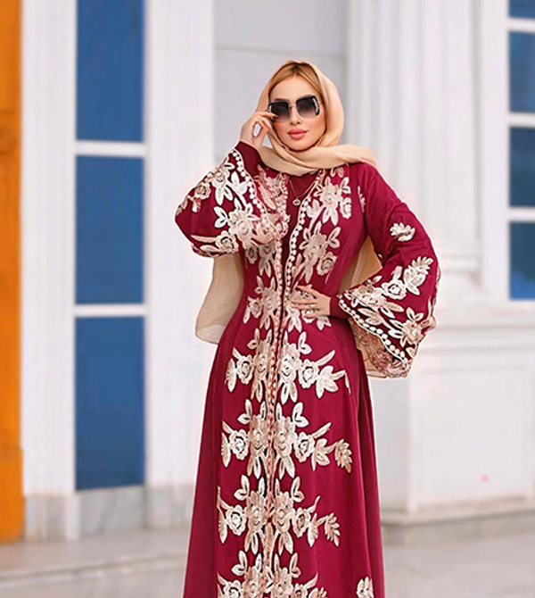 Abaya made of Indian serma with gold threads